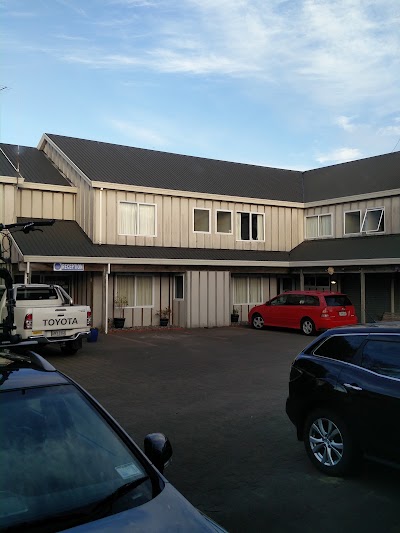 Photos of Howards Mountain Lodge
