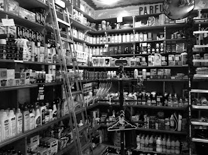 Photo n°2 de Obrecht Siegrid à Paris (Magasin de poteries)