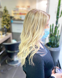 Photo n°10 de Axel Marens - 1er Coiffeur Grenoble à Grenoble (Salon de coiffure)