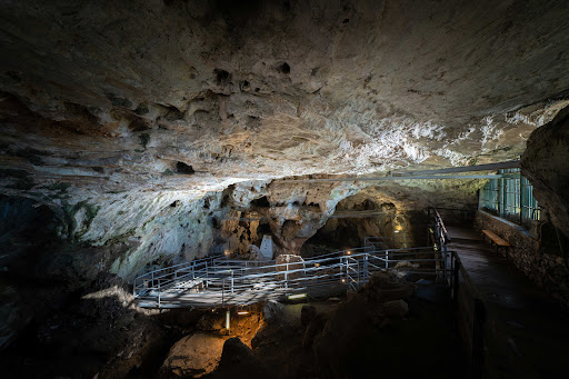 Grotta delle Arene Candide - Italy