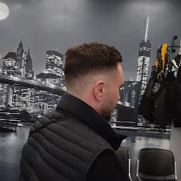 Photo n°14 de Adam Coiffeur Barbier à Chartres (Salon de coiffure)