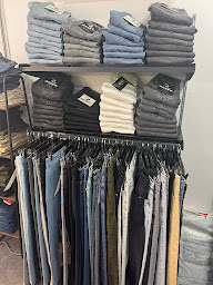 Photo n°5 de Olmen à Montélimar (Magasin de vêtements pour hommes)