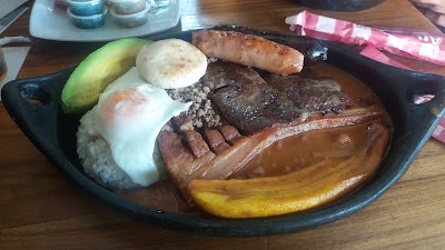 Photos of ALBENZU Restaurante Bar