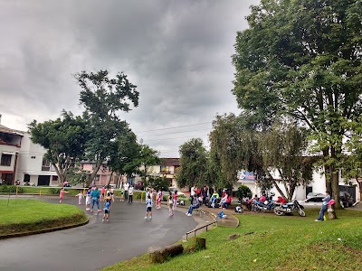Photos of Polideportivo Barrio Palac&eacute;