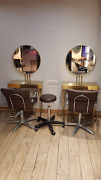 Photo n°4 de Eric Coiffure Sarl à Argentan (Salon de coiffure)