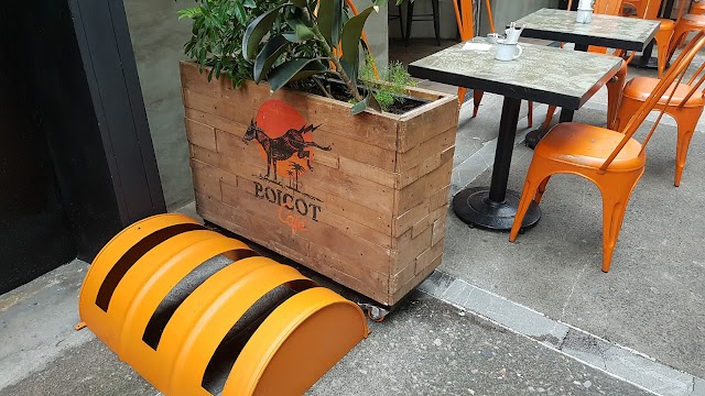 Cafe Condesa boycott