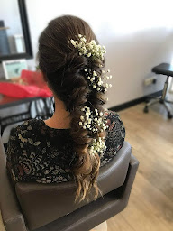 Photo n°20 de Stratosphair - Coiffeur mixte . Barbier . Evénementiel à Montfort-sur-Meu (Barbier)