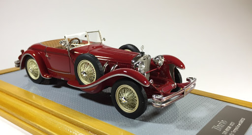 Ilario-Chromes-Carbone-Nickel 1/43 Logo