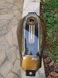 Photo n°2 de clv carrosserie à Eyres-Moncube (Atelier de carrosserie automobile)