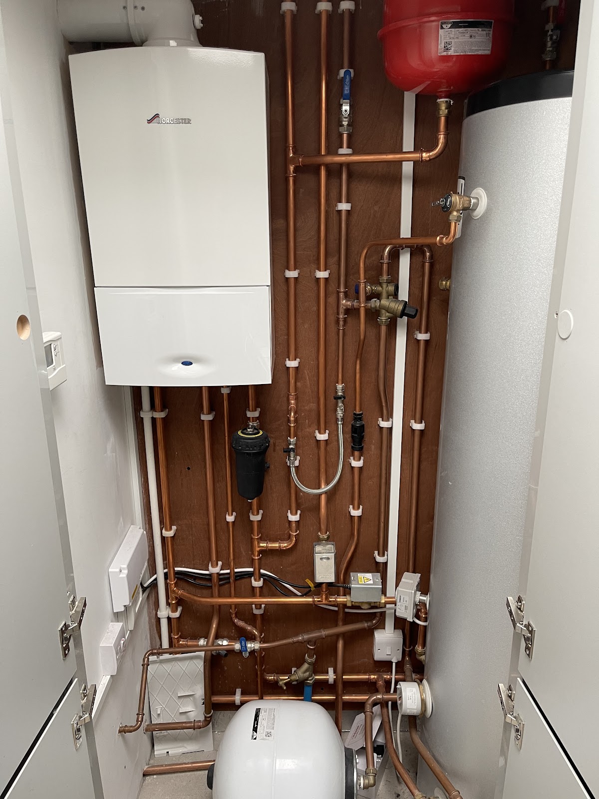 GASTECH 24/7 PLUMBING & HEATING SERVICES