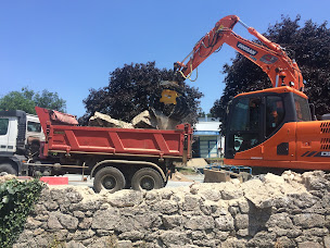 Photo n°3 de DUBREUIL TP SARL à Saint-Laurent-sur-Sèvre (Entreprise de terrassement)