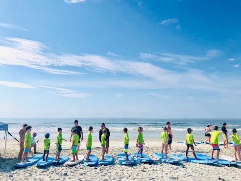 Isla Surf School by null