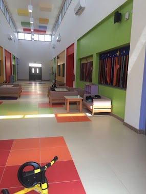 YUSR International School, Makkah Branch, Author: Moustafa El Mahdy