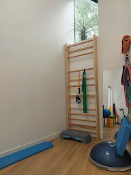 Photo n°7 de Baudouin Aurélie, Labelle Nathalie, Kinésitherapeute, Ostéopathe; Nourrissons - Enfants - Adultes à Montrouge (Professeur de yoga)