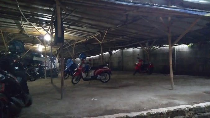 Parkir Motor Bang Jama, Author: salahuddin muhammad