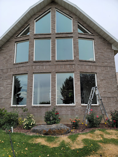 Center Street Window Cleaning - Thumbnail
