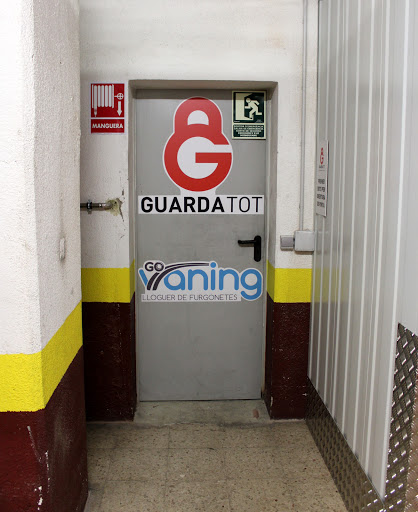 GUARDA TOT Santa Coloma - El teu traster a prop teu - Thumbnail