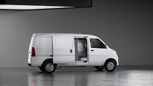 Photo n°9 de FEST PUGET SUR ARGENS à Puget-sur-Argens (Concessionnaire automobile)