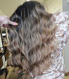 Photo n°16 de DAUX'HAIR COIFFURE à Saint-Claude-de-Diray (Salon de coiffure)