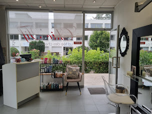 Photo n°5 de Chic'Tif - Salon de Coiffure mixte Homme/Femme/Enfant (Nantes 44300) à Nantes (Salon de coiffure)