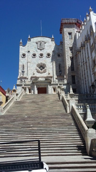 Photos of Universidad de Guanajuato: Divisi&oacute;n de Ciencias Naturales y Exactas