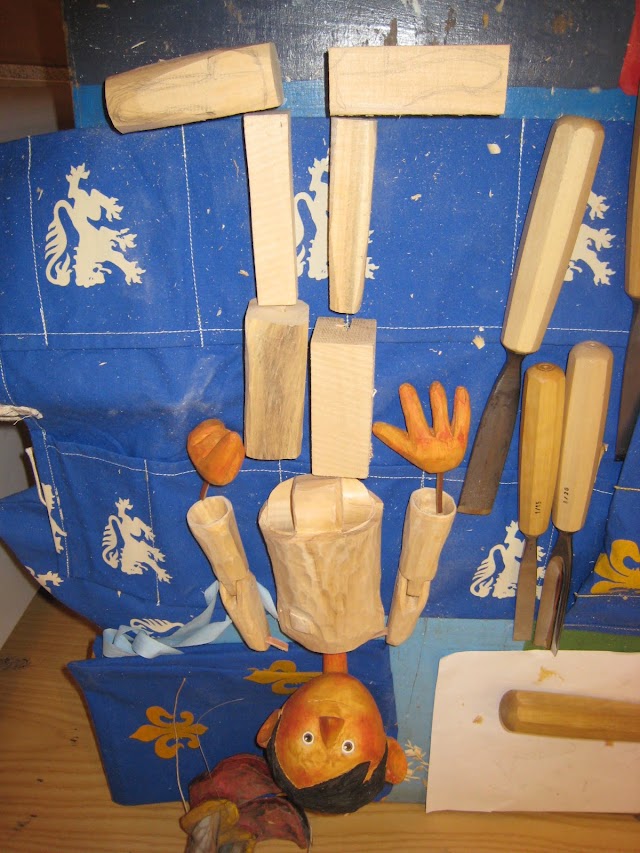 MARIONETAS TRAVI