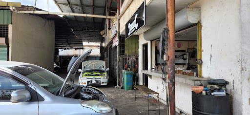 Fifty 3 garage
