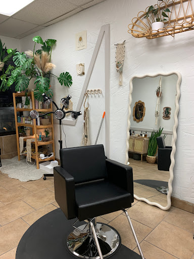 Gloss Hair Studio - Thumbnail