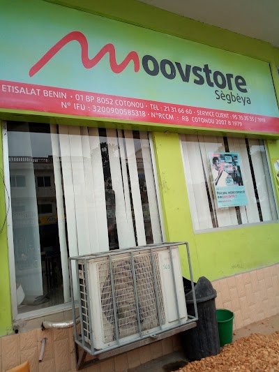 Photos of Moov Store Segbeya