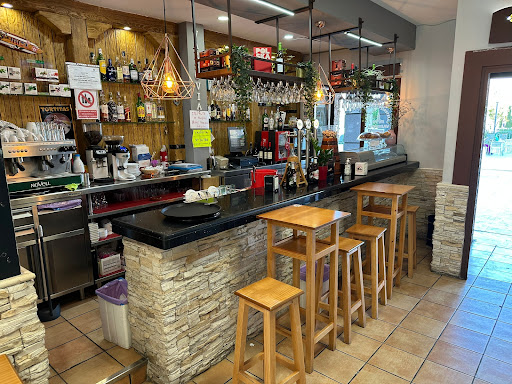 Varsovia Bar Valdemoro - Cafetería - Cervecería