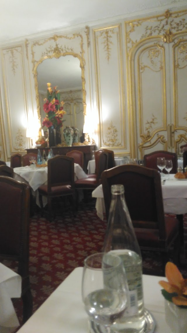 Restaurant Du Senat
