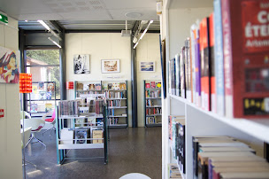Photo n°1 de Médiathèque de Péchabou à Péchabou (Bibliothèque)