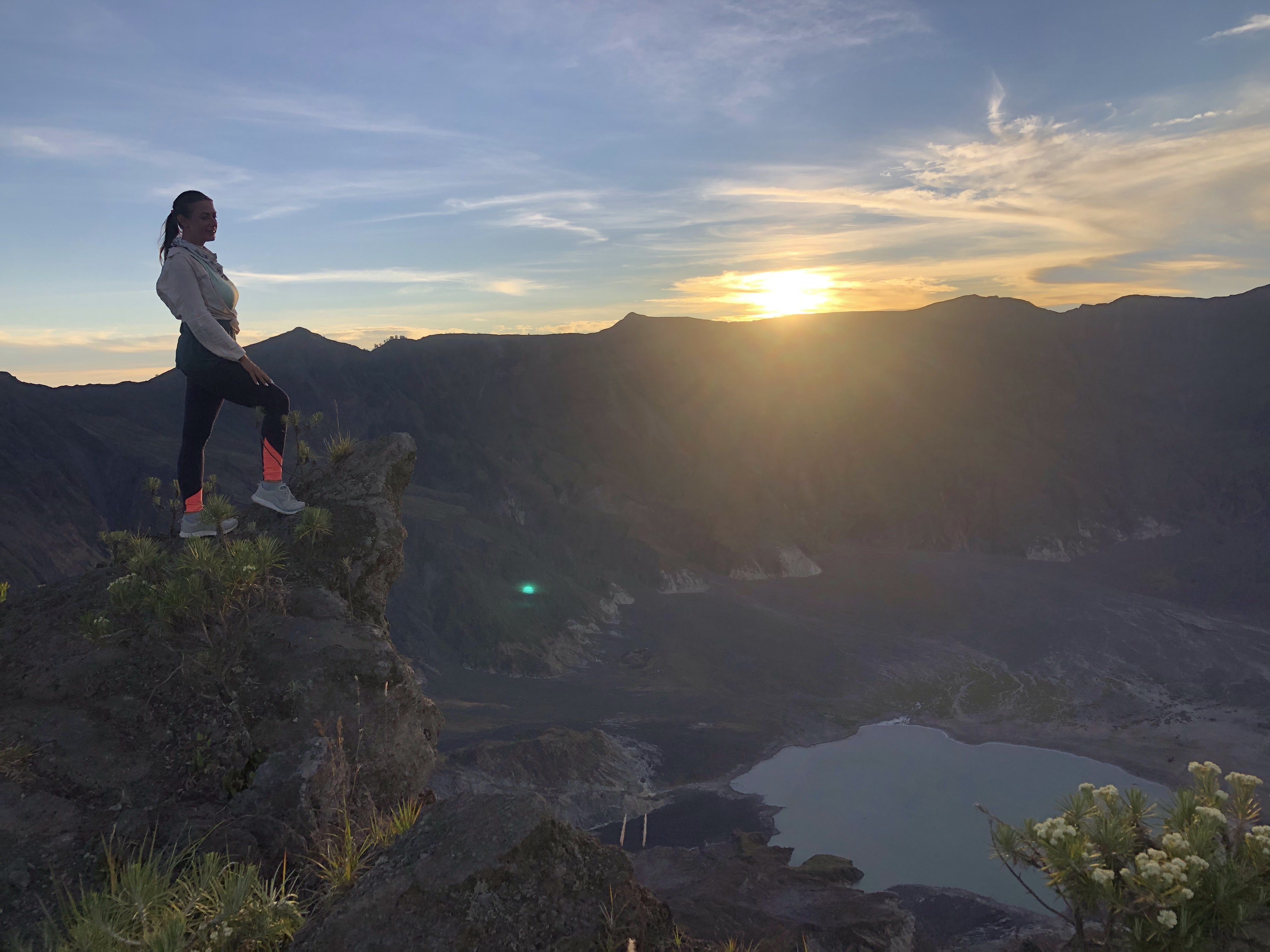 Gunung Tambora: Pesona Alam dan Sejarah Letusan Megahnya