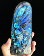 Lascabes Benoît (lynus) Messager de l'âme, guide et auteur spirituel, guérisseur, vente de minéraux et de tableaux à Pau