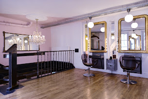 Photo n°29 de Coiffirst Montorgueil à Paris (Salon de coiffure)