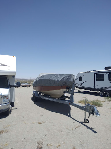 Top Flight Vehicle Storage - Adelanto RV Storage and Trailer Storage - Thumbnail