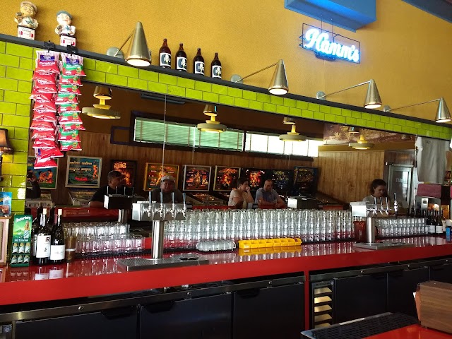 Walt’s Bar