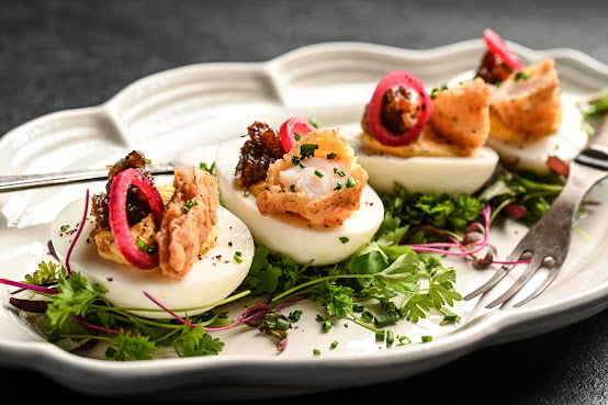 CAPS Supper Club & Bar by null