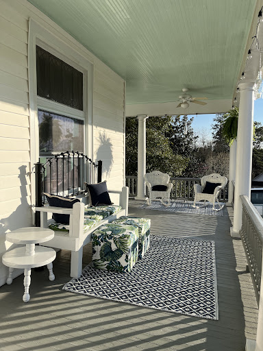 Enloe House Lodging and Events - Thumbnail