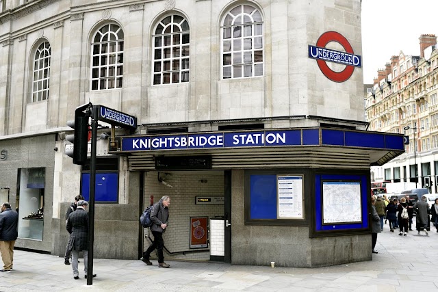 Knightsbridge Station