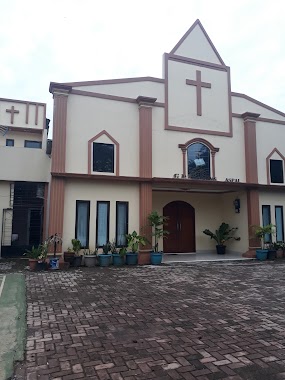 Gereja Pentakosta Indonesia Sidang Ujung Aspal, Author: Jonathan Edgar