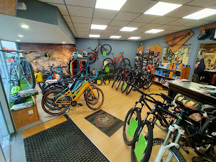 Photo n°2 de Terre de Bike Renaison à Renaison (Magasin de vélos d'occasion)