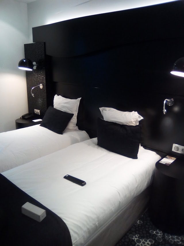 Hotels Centre Del Mon