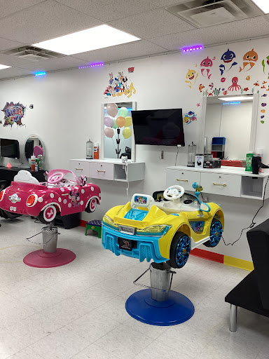 Kids Cuts & Play
