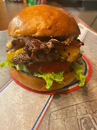 Photo n°16 de Snack Food truck La planque à Régusse (Restaurant de hamburgers)