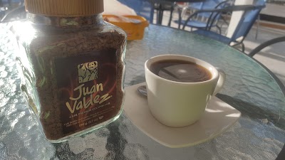 Photos of Caf&eacute; Roma.
