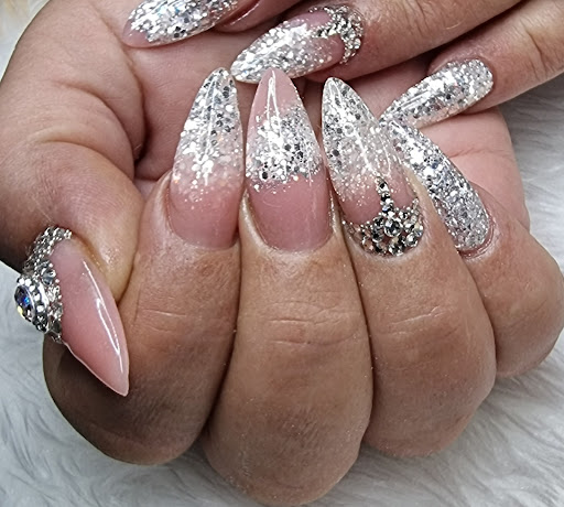 The Cute-ickle Nail Room - Thumbnail