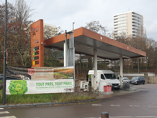 Intermarché station-service Dijon - France
