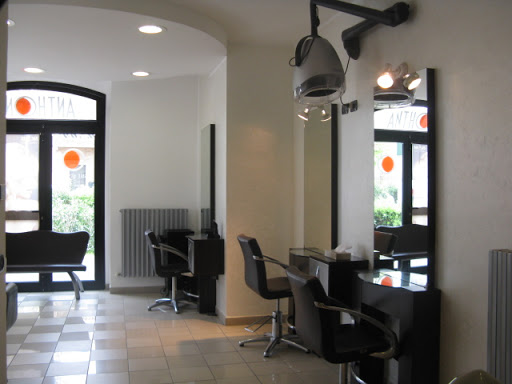 Anthony Hair Stylist - Thumbnail