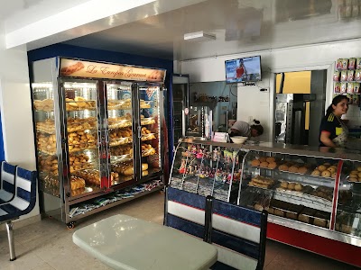Photos of El Ceb&uacute;